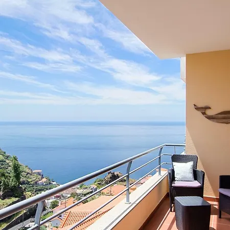 Peace Haven Calheta (Madeira)