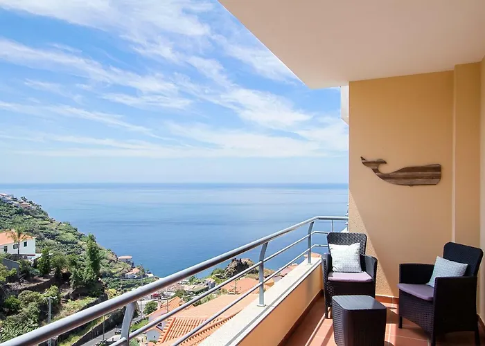 Peace Haven Calheta (Madeira)